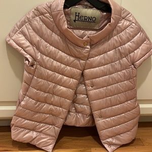 Herno Short Cap Sleeve Puffer Jacket (size 40) Pink - Like New!